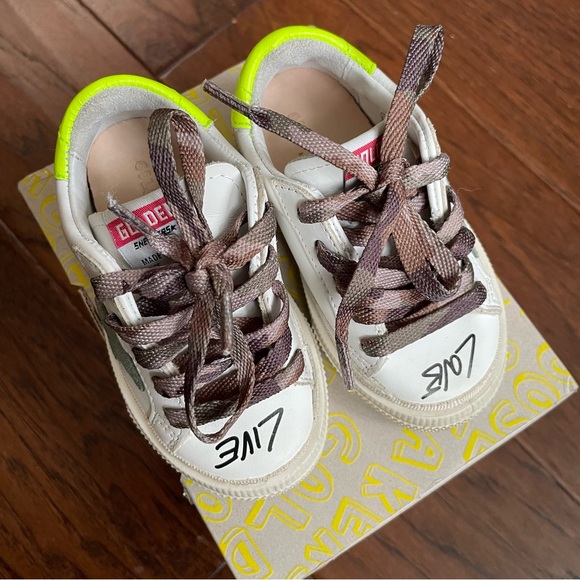 Golden Goose Sneakers size 21 toddler Worn Once - Picture 2 of 6